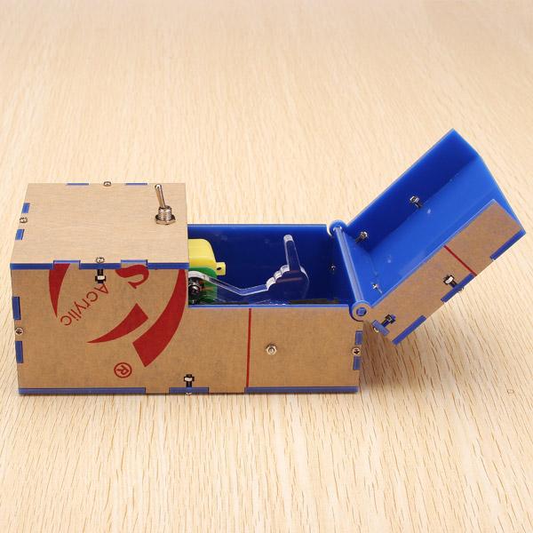 Useless Box DIY Kit Useless Machine Birthday Gift Toy Geek Gadget gags Joke Broad game Tricky toys Fun Office Home Desk Decor