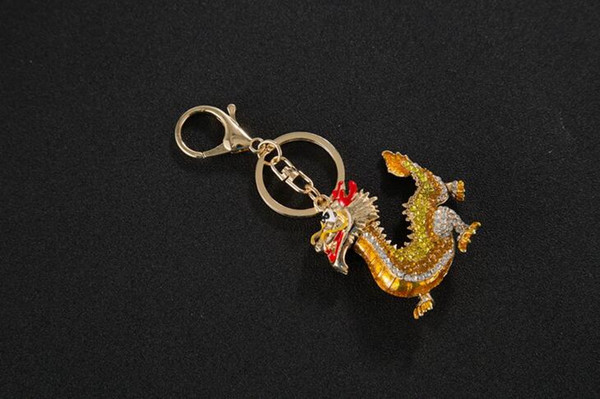 Small gift keychain creative Chinese dragon shape alloy key chain girl bag hanging ornaments hot sale exquisite car pendant factory direct