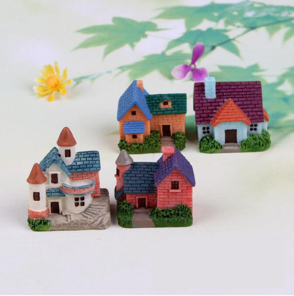 Best selling lovely mini house, micro - landscape resin setting, resin villa, small house DIY accessories, colour random