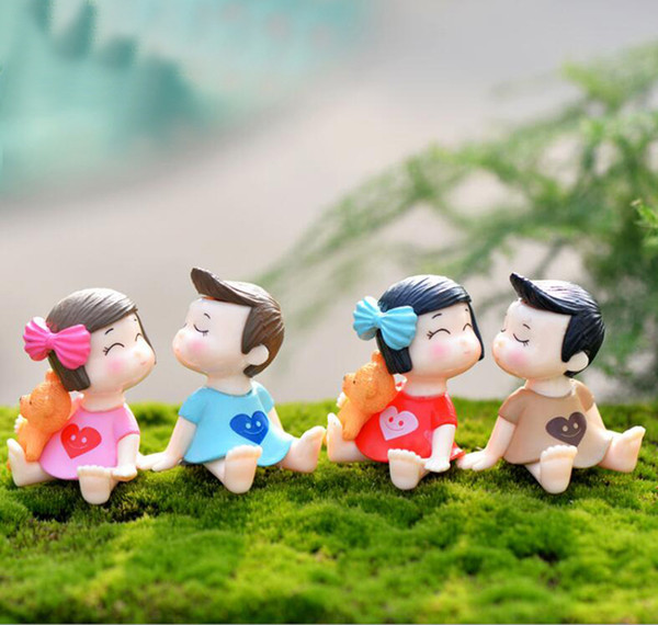 Miniature Figures Couple Figurines Dolls Landscape Ornaments Mini Resin Fairy Garden Bonsai Dollhouse Decorations Romantic Cake Toppers