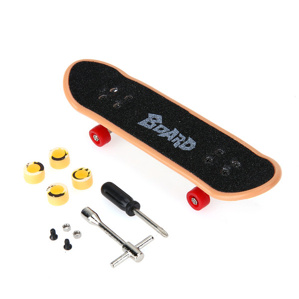 Plastic Mini Finger Skateboarding Fingerboard Toys Finger Scooter Skate Boarding Classic Chic Game Boys Desk Toys w/ Mini Tools free shippin