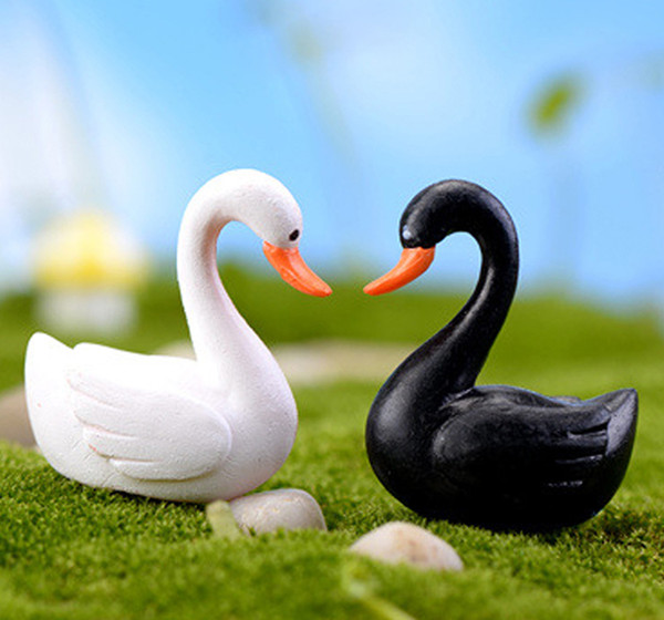 Miniature Swan Figure Animal Bird Toys Miniature Figures Toy Fairy Garden Decorations Ornaments White Black 1
