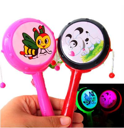 Light emitting colorful rattle rattle rattle rattle flash selling children's toys wholesale