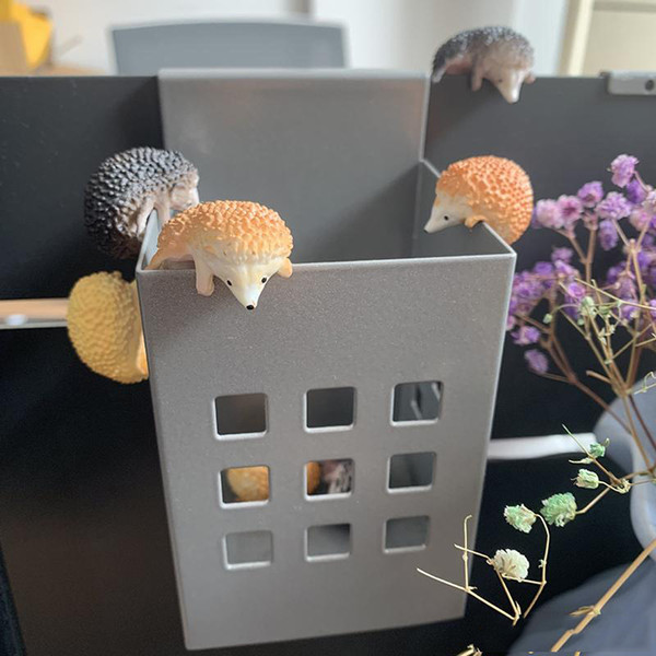 Novelty Hedgehog Cup Hanging Animal Model Straw Decoration Pen Finger Toys Hanging Gadgets Destop Doll Simple Gifts