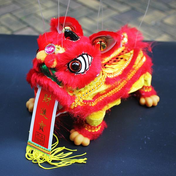 free shipping China traditional handicrafts Marionette Puppet lion Foshan features gift 25*10cm car homecoffee bar decorations 015