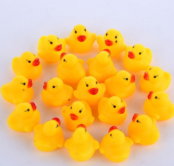 4*3CM Bathing Little Yellow Ducks Toys Playing in the Summer Environmentally friendly and Harmless Silicone Toys Baby Playing Ducklings CY40