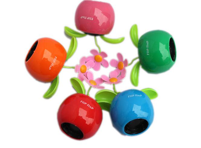 New Arrive Solar Powered Flip Flap Flower Cool Car Dancing Toys Wholesale M113