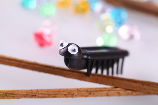 18g Weight 6cm Mini Toy high speed cute solar Toy Novelty running Insect #HB01