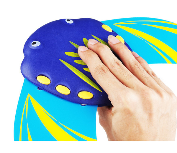 Hydrodynamic Devil water Swiming Fish Water pressure alone would swim The deeper enter the fast swim summer water toys