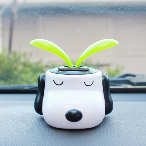 Wholesale- Solar Powered Dog Dancing Flip Flap Swinging Shook His Head For Car Decoration Lovely