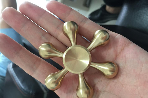 Hand spinner Precision metal EDC Fidget Spinner with Durable Bearings last 3-5 min Spins Hand Spinner EDC ADHD