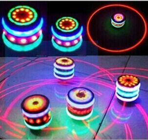 Classic Retro Music LED Gyro Flash Light Peg Top Spinner Laser Kids Toy Gifts Whirling Kids UFO DHL Free