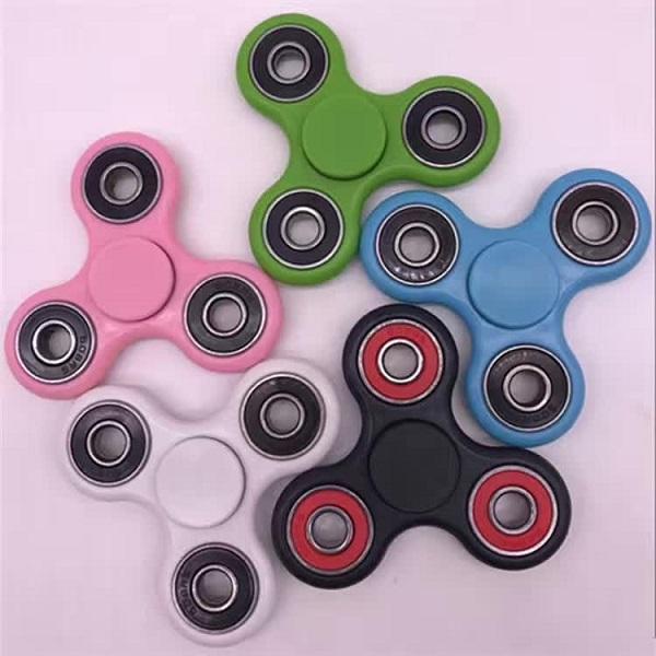 HandSpinner Fingertips Spiral Fingers Fidget Spinner EDC Hand Spinner Acrylic Plastic Fidgets Toys Gyro Toys With Retail Box