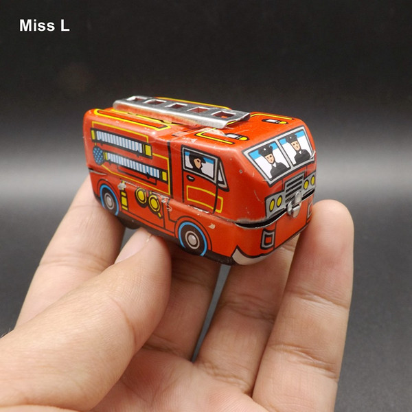 Vintage Fire Fighting Truck Model Tin Wind Up Toys For Children's Birthday Gift Clockwork Toys Game