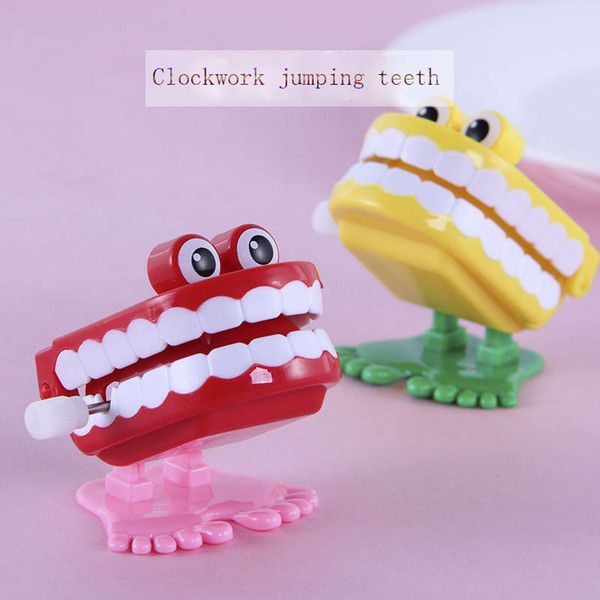 50PCS Nostalgic Version Of Children's Clockwork Funny Toy Horror With Eye-winding Jumping Teeth Supply Children Creative Fun Gift Toys