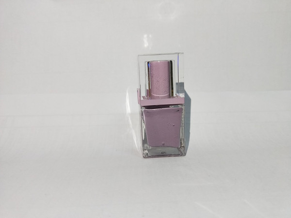 Healthy nail oil, the base of the nail oil is transparent and can peel the nail polish