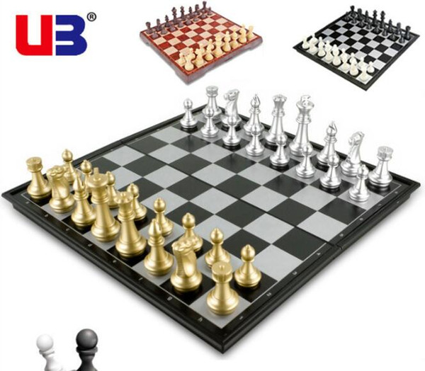 Gold and silver magnetic chess folding chess board puzzle game chess puzzle game development boutique game