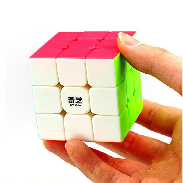 QIYI Speed Cube Magic Rubix Cube 5.5CM Easy Turning Sticker Free Durable for Beginner Players