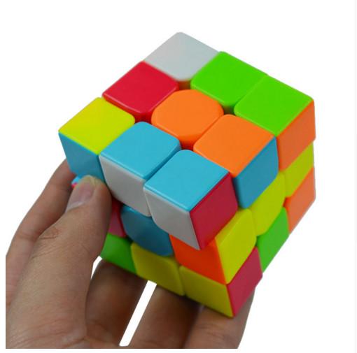 Magic Cube Three Layers Magic Cube Profissional Competition Speed Cubo Colorful 3x3x3 Non Stickers Puzzle Magic Cube Cool Toy Boy