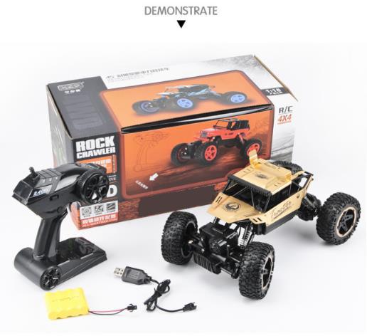 Off-road vehicleAlloy 4WD cross country climbing car, big foot remote control car, children's electric toy boy racing gift