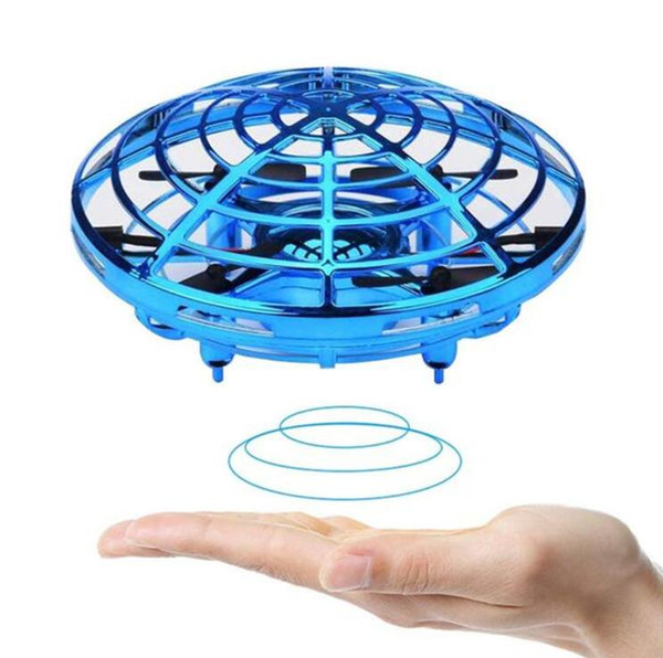 Wholesale UFO Gesture Induction Suspension Aircraft Smart Flying Saucer With LED Lights Creative Toy Entertainment jouets pour enfants