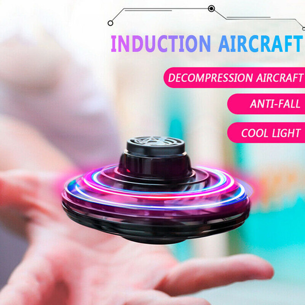 1PC FlyNova UFO Fidget Spinner Toy Kids Portable Flying 360° Rotating Shinning Electric/RC Aircraft LED Lights Release Xmas Flying Ship Fast