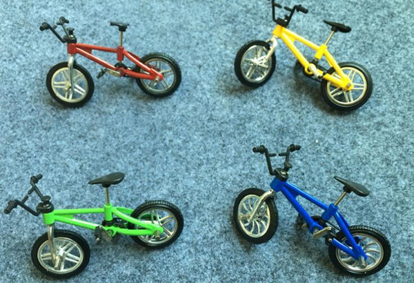 New Alloy finger bikes Strange new desktop toys Flick Trix finger bike 
