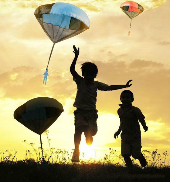 Hot NEW Hand Throwing Kids Mini Play Parachute Toy Soldier Outdoor Sports Children's Educational Toys Outdoor Toys Candy Color 