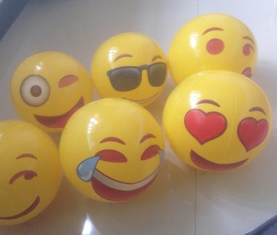 Cute Emoji Beach Balls Inflatable water ball Pool Toys Ball Children Adult Summer Party Water Fun For Kids Randomly Sent