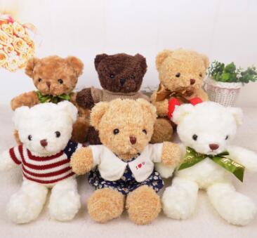 Manufacturer's new genuine plush toys, retro sweater, bear size, couple teddy bear, high-end gift wholesale good.