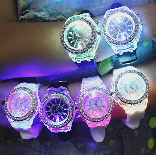 10x Colorful Geneva fashion watches with LED light Wristwatches rubber unisex silicone quartz wrist hot sale Wristwatches Sports Watches