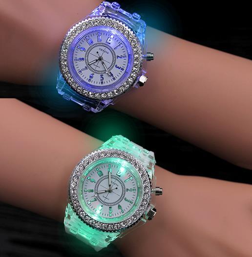 Silicone glowing hot cute Geneva watches children watches LED colorful harajuku han edition jelly boys girls watch wholesale