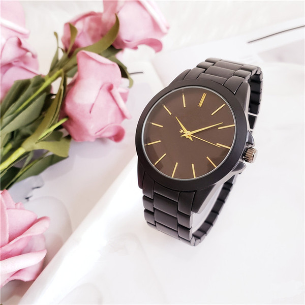 UAS Fashion Brand women Watch Simple Style Stainless strap Women's Slim Runway Quartz Watch