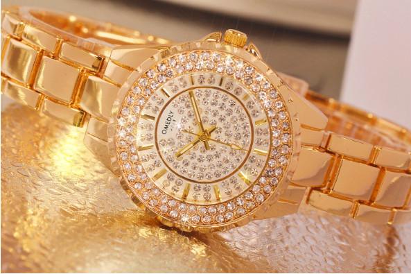 2019 High quality Fashion diamonds luxury watch Classic gold/silver Wristwatches female brand new lady clock