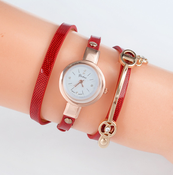 woman watch bracelet watch lady new fashion elegant lady business friends party diplomacy graduation ceremony beauty quarts golden watch