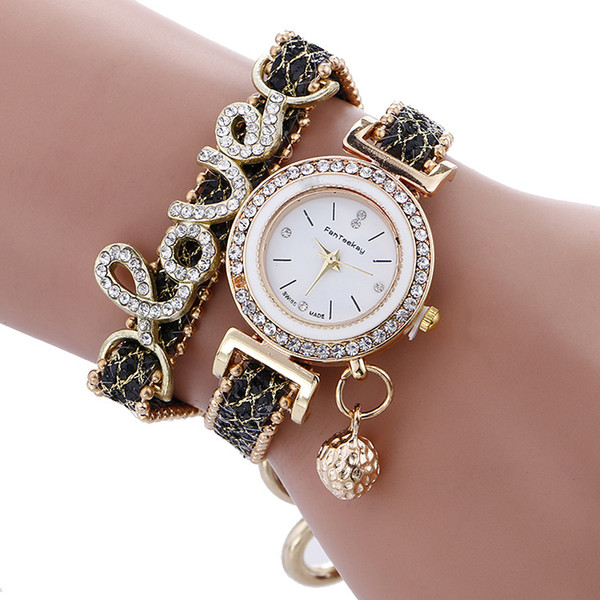 Hot new creative alloy diamonds LOVE bracelet watch student ladies watch fashion watch high quality fast free shipping