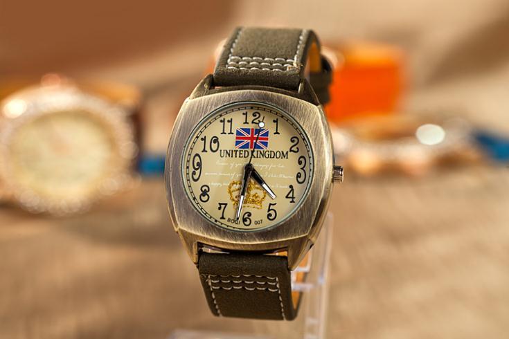 Bronze Crown Vintage Watch Leather Strap Quartz Watches UK Flag Men Women Wristwatch New 2014