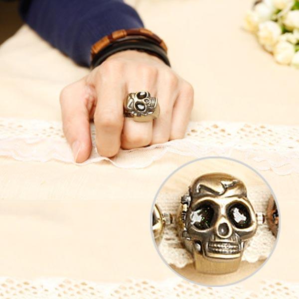Ring Watch Retro Vintage Unisex Finger Skull Ring Watch Clamshell Case Skeleton Jewelry Unique Gift LL@17