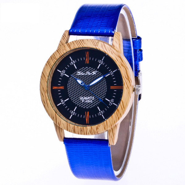 Wood Watch for Men Women Bamboo Quartz luxury brand Watches With Scale Soft Leather Straps Band Casual Wristwatch reloj