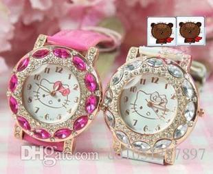 Wholesale Hello kitty children's watches best selling casual ladies bracelet simple fashion with large diamonds retro student quartz wa