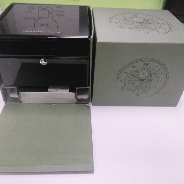 Hot Factory Supplier Luxury Watches Boxes Brand Watch Boxes Cases Luxury Watch Display Watch Box for AP with Paper Work