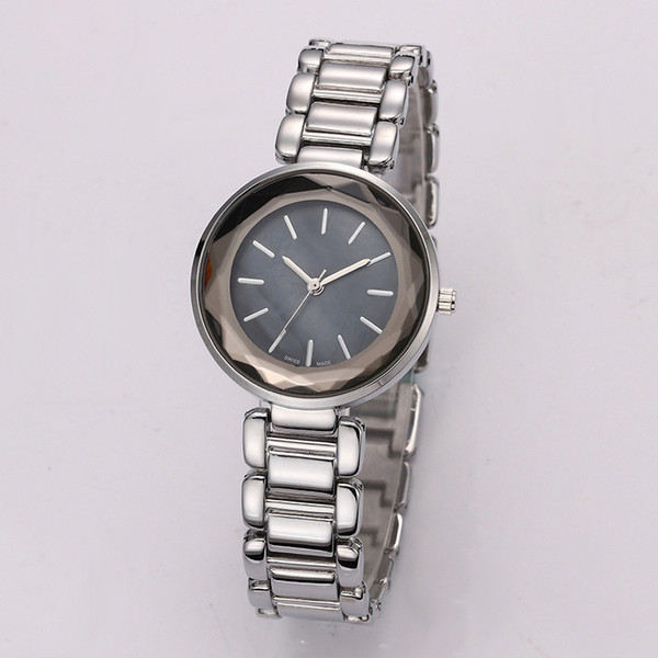 2018 Top Designer Brand Women's Fashion Leisure Watch Stainless Steel Watch Three Colors Can be Wholesale