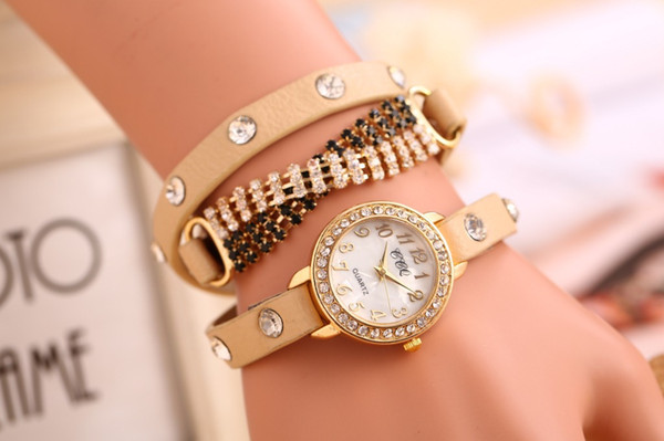 vintage watch hot saleNew Arrivals women vintage leather strap watches,set auger chain rivet bracelet women dress watches,women wristwatches