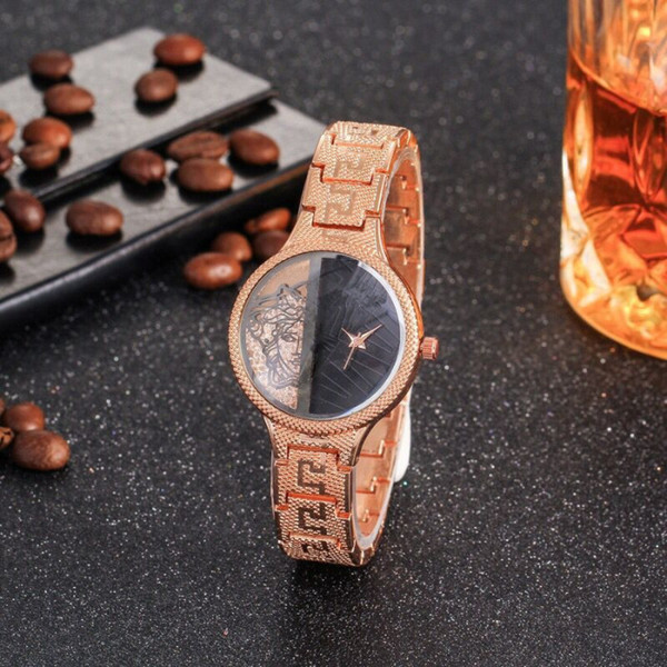 2018 watch high quality watch AliExpress is very popular classic men and women lucky and you