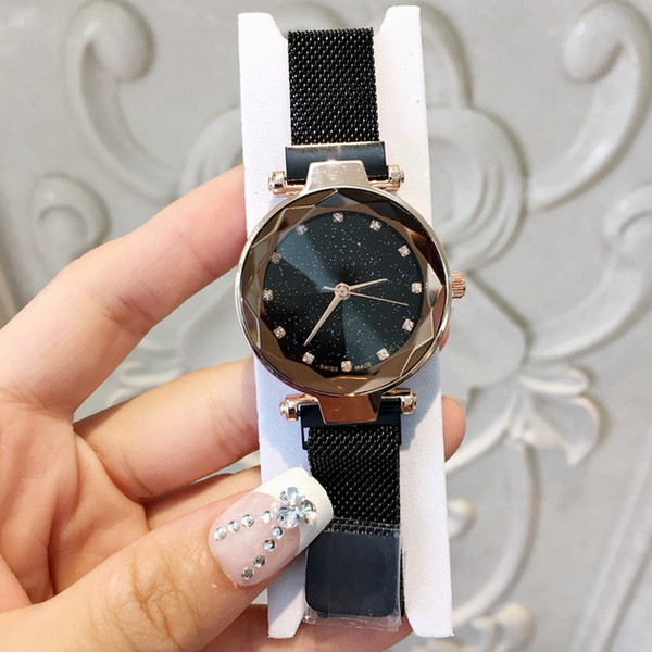 2019 Magnet buckle Purple Color Women Watch Fashion Luxury Steel Famous Design Relojes De Marca Mujer Lady Dress Watch With Starry sky Dial