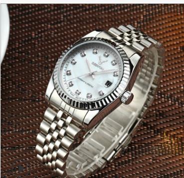 Vacuum plating classic European and American fine steel watchband waterproof business non-mechanical tuhao gold shell diamond-encrusted surf