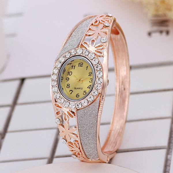 Popular Women Watch Steel Chain WristWatch Luxury Quartz Clock High Quality Leisure Fashion Ladies Designer Watches 11 5lt aa