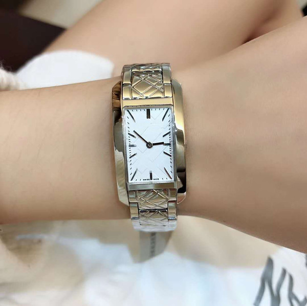 Elegant Ladies Personality Square Watch Imported Quartz Watch White Dial 26*30MM Sapphire Glass 316 Stainless Steel Watchband Ladies Watch