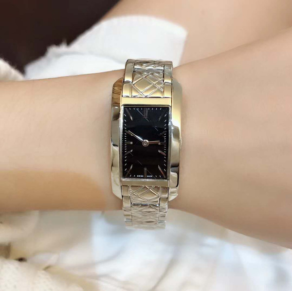 Elegant Ladies Personality Square Watch Imported Quartz Watch Black Dial 26*30MM Sapphire Glass 316 Stainless Steel Watchband Ladies Watch