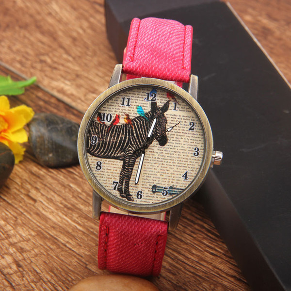 Hot watch watches, men and women student watches, fashionable retro zebra patterns, imitation cowboy belt, lovers table